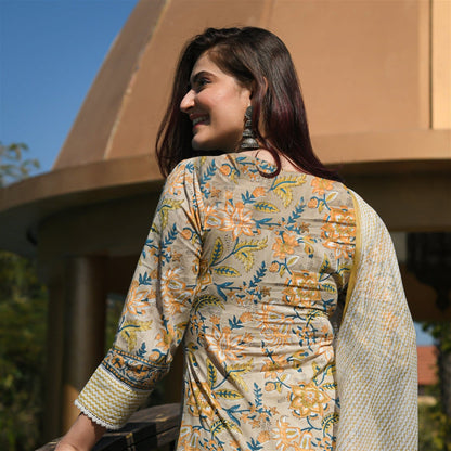 Floral Printed Kurta and Pant set with Dupatta